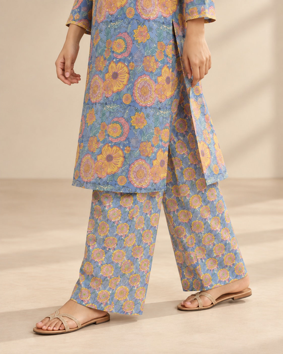 🌼💙 Sunehri Bloom Blue Floral Kurta & Palazzo Set 💙🌼